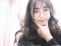 偷翻女同学手机相册里的所有自拍